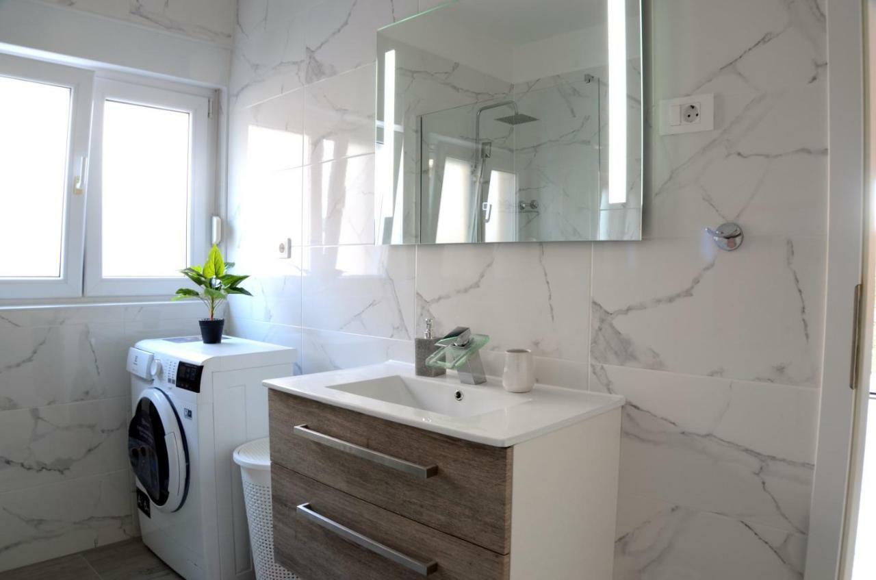 Apartments La Luna Zadar Ngoại thất bức ảnh